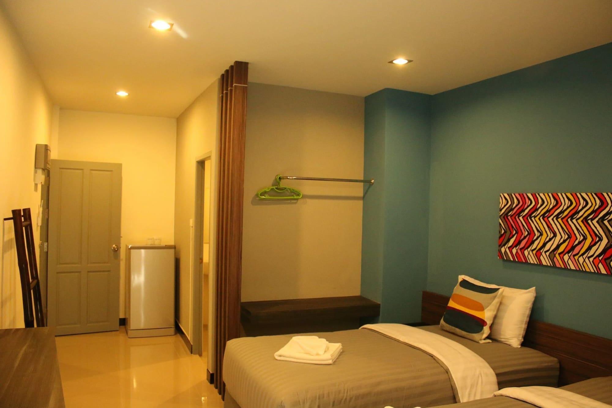 Krabi Inn & Omm Exterior photo