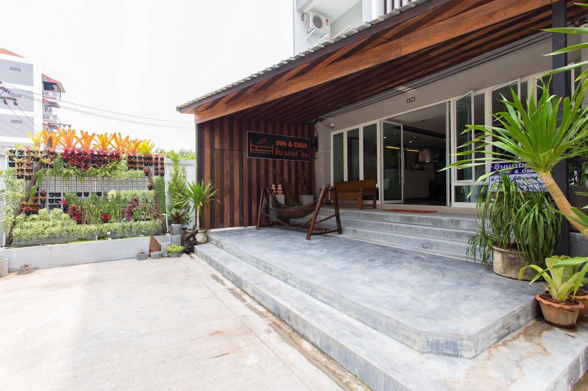 Krabi Inn & Omm Exterior photo
