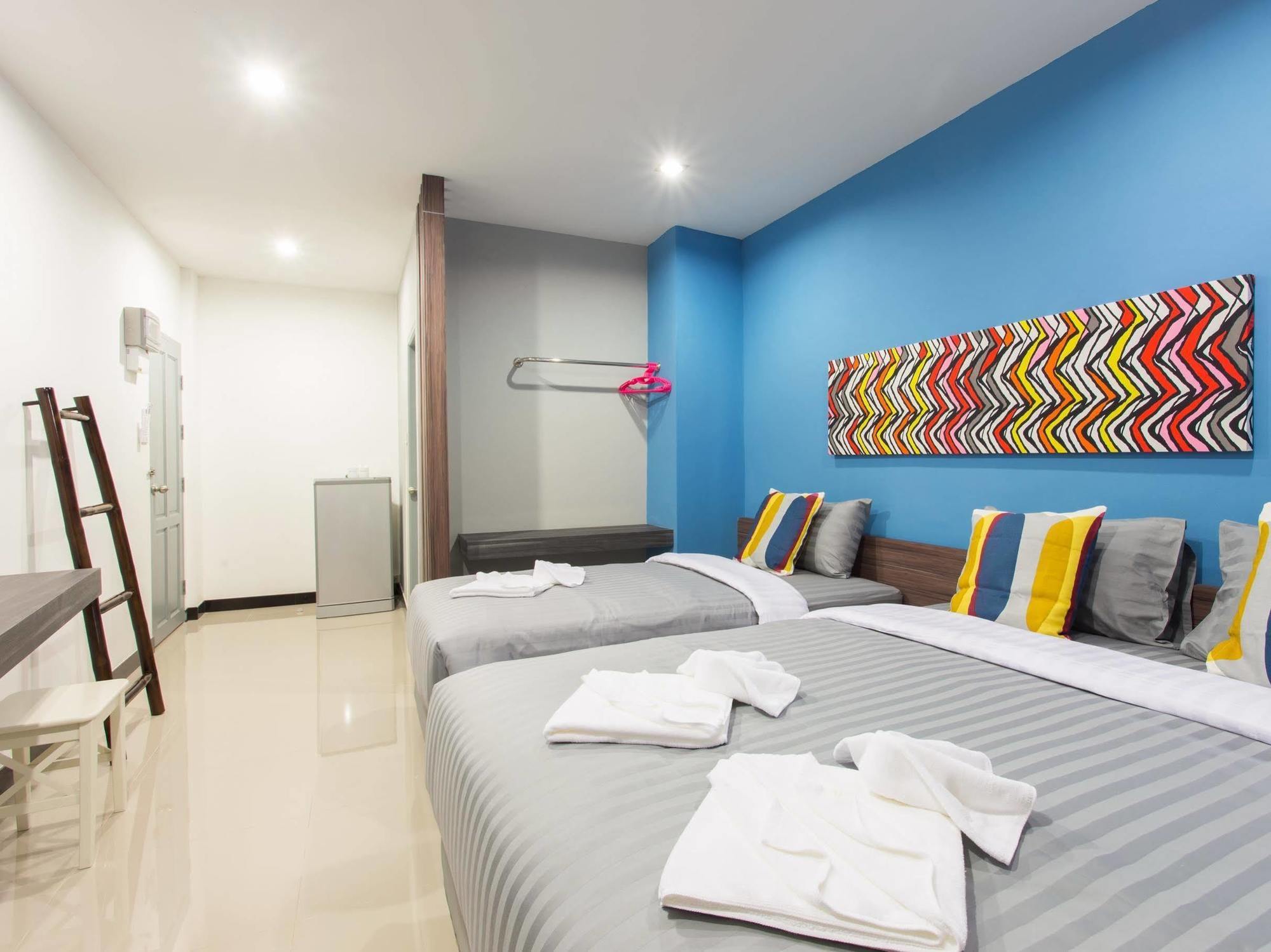 Krabi Inn & Omm Exterior photo